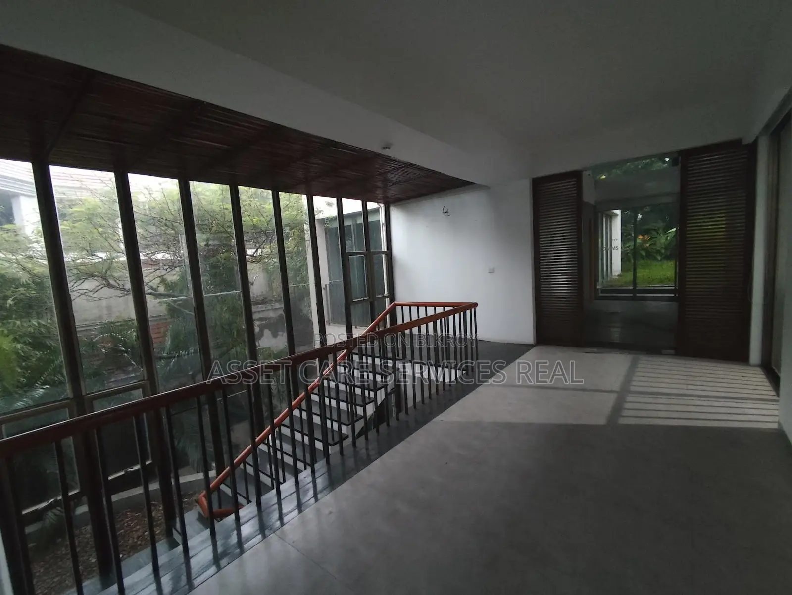 North Gulshan Luxurious(10.000-Sqft) Independent House Rent