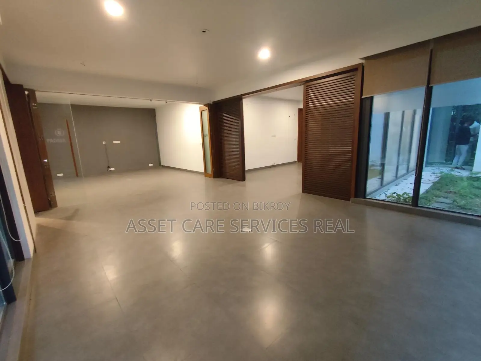 North Gulshan Luxurious(10.000-Sqft) Independent House Rent