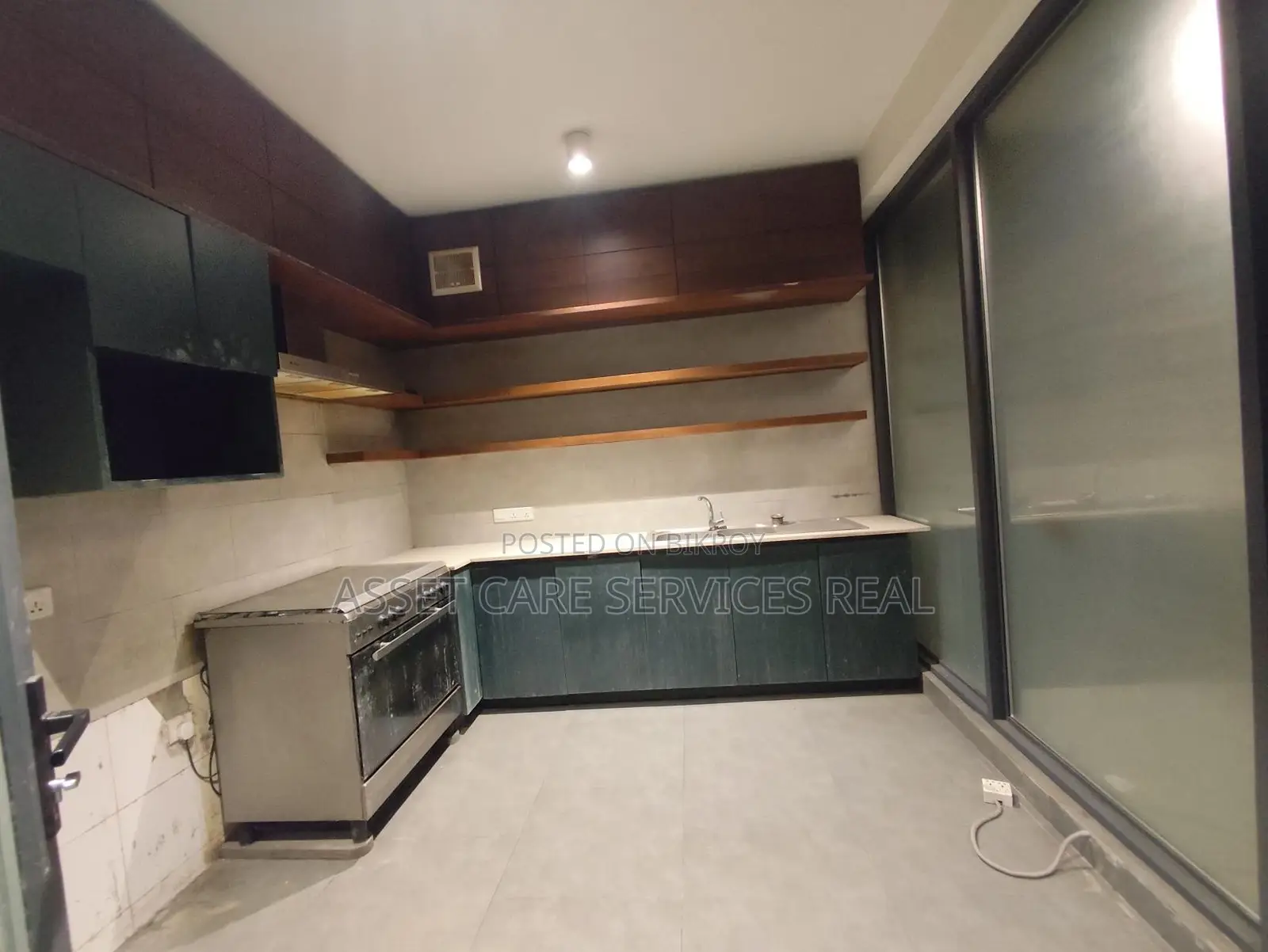 North Gulshan Luxurious(10.000-Sqft) Independent House Rent
