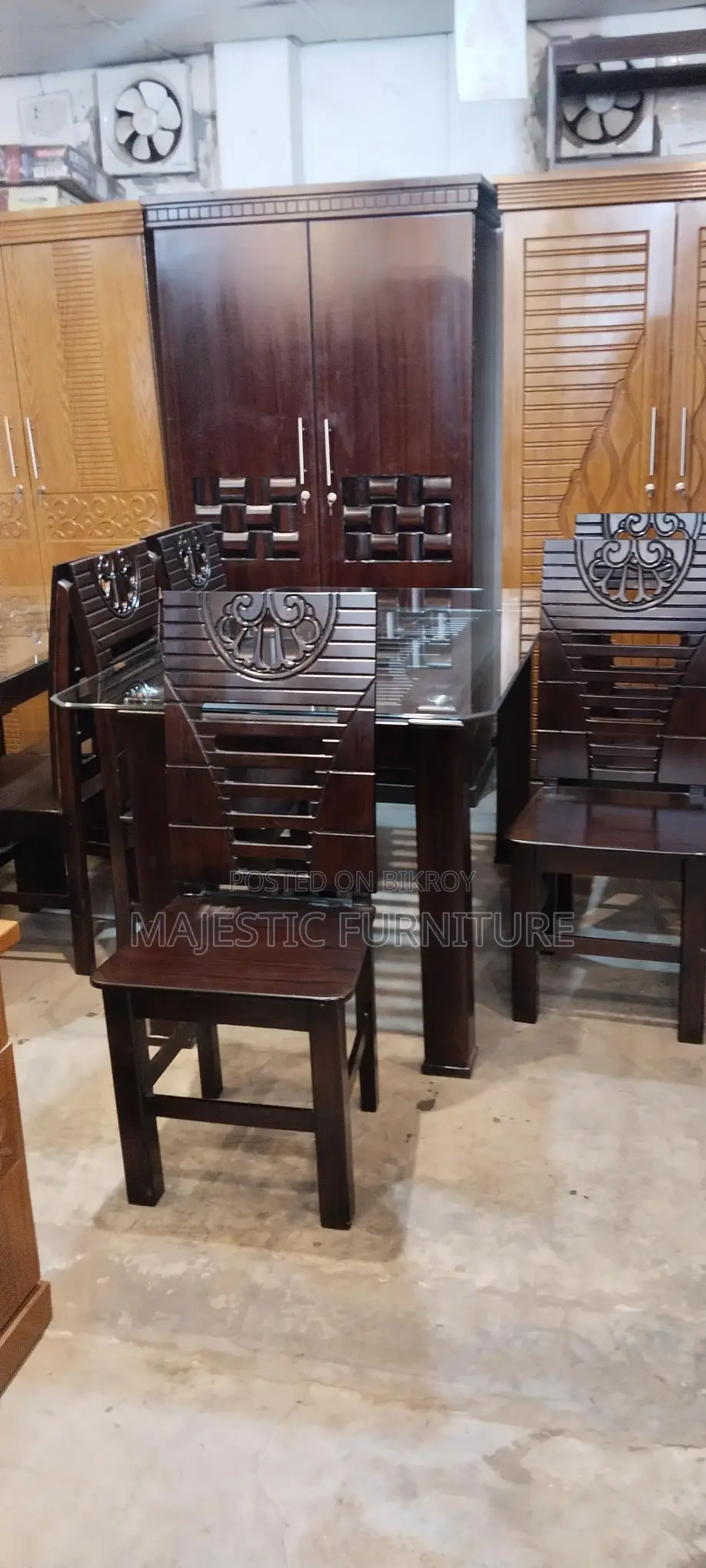 NEW DINING TABLE. M # 6273