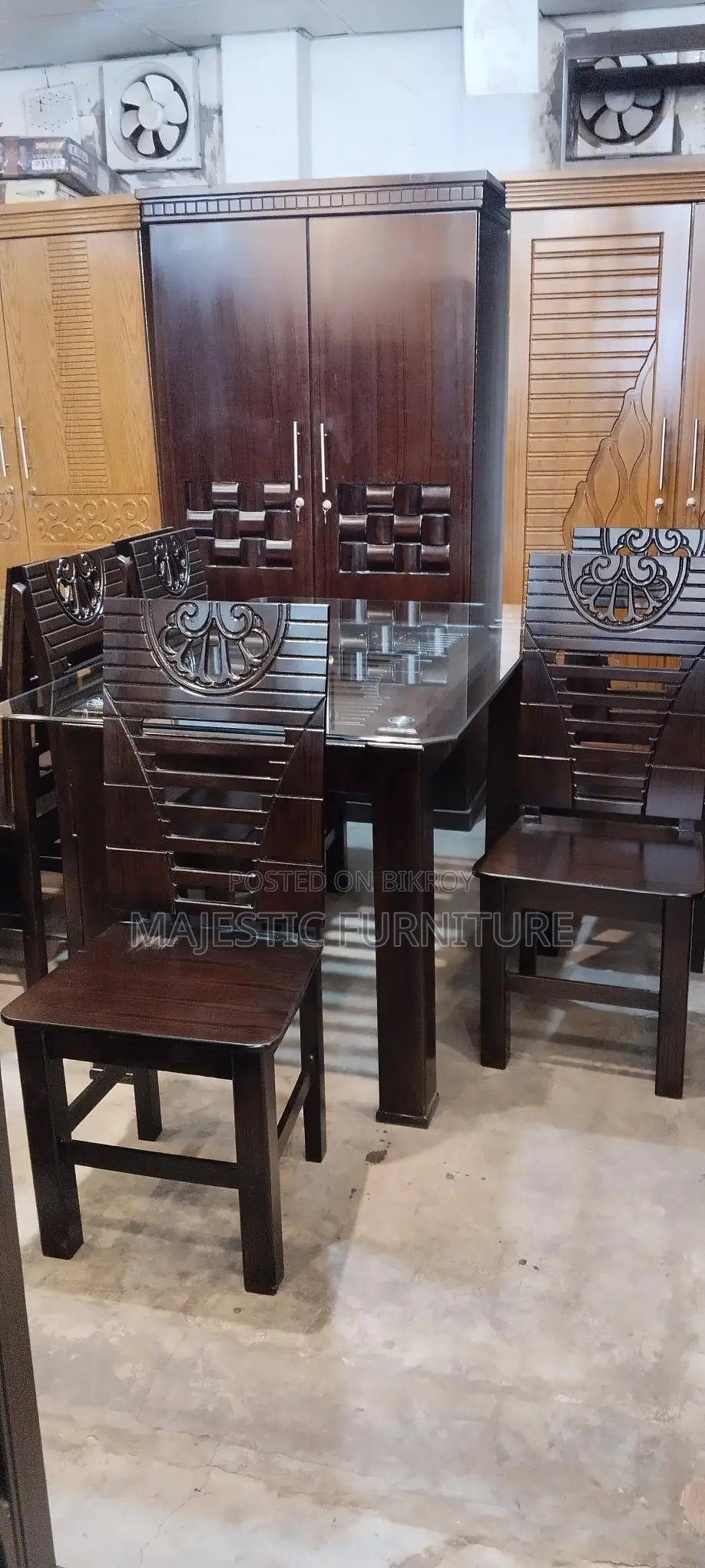 NEW DINING TABLE. M # 6273