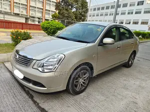 Nissan Bluebird 2007 Gold