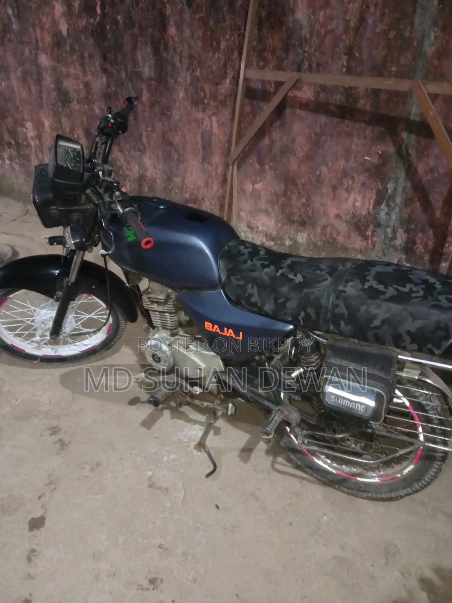 Bajaj CT 100 . 2005