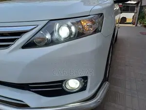 টয়োটা অ্যালিয়ন ২০১৫ সাদা