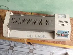 লেমিনেটিং মেশিন