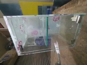 এক্সক্লুসিভ ডিসপ্লে বক্স