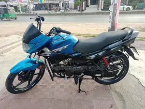 Hero Glamour 2024 Blue