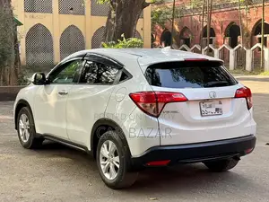 Honda Vezel S PACKAGE OCTANE 2014