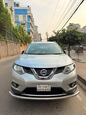 Nissan X-Trail Full package 2015