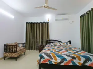 গুলশান ২-এ সম্পূর্ণ আসবাবপত্রসহ নতুন ৩ বেডরুমের অ্যাপার্টমেন্ট ভাড়া হবে