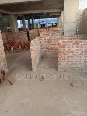 NORTH FACING FLAT FOR SALE 1400 SFT
