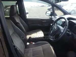 Toyota Esquire GI PREMIUM 2020