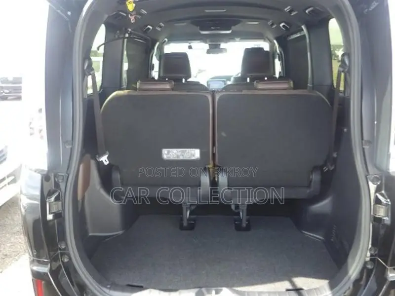 Toyota Esquire GI PREMIUM 2020