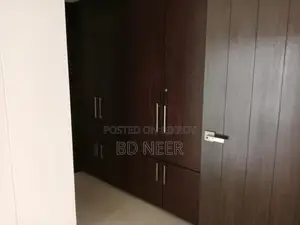 গুলশান ২ নর্থ সাইডে লেক ভিউ ৩০০০ বর্গফুটের ৩ বেডরুমের অ্যাপার্টমেন্ট ভাড়ার জন্য