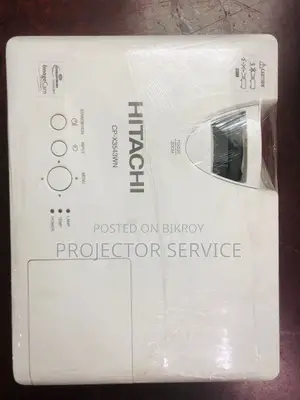 Hitachi CP-X3543WN 3700 Lumens 3LCD Projector
