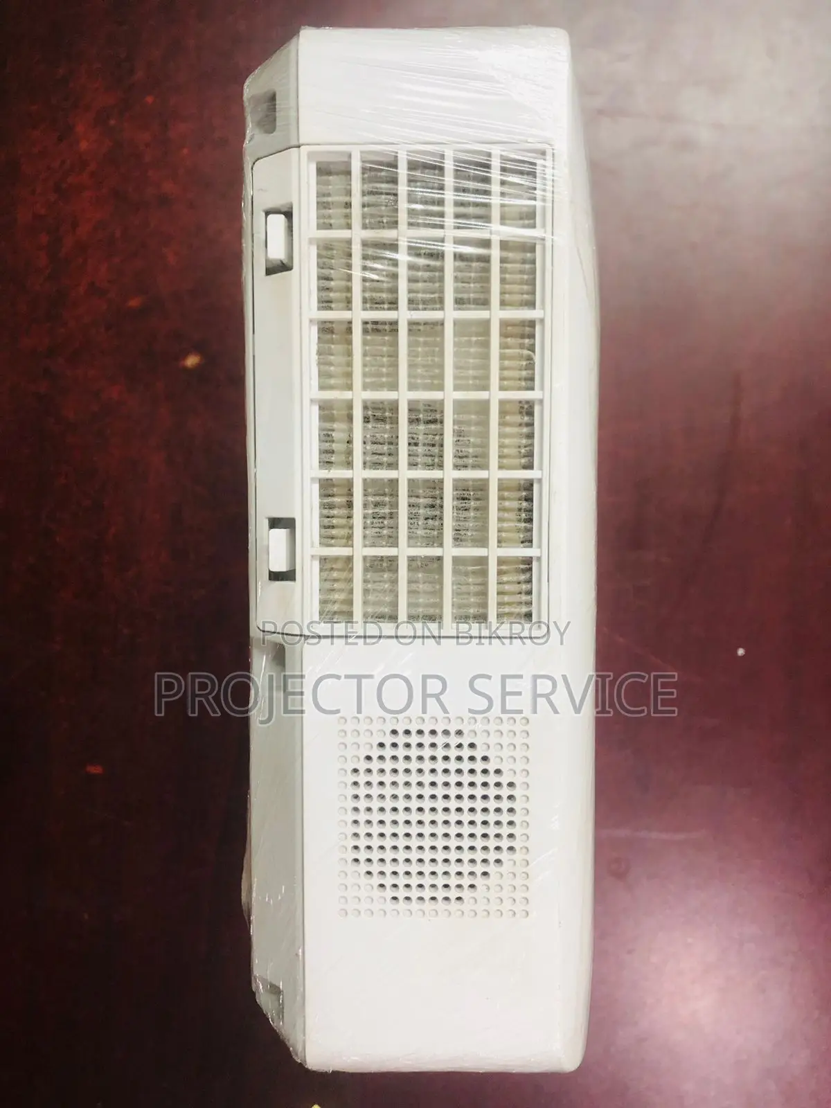 Hitachi CP-X3543WN 3700 Lumens 3LCD Projector