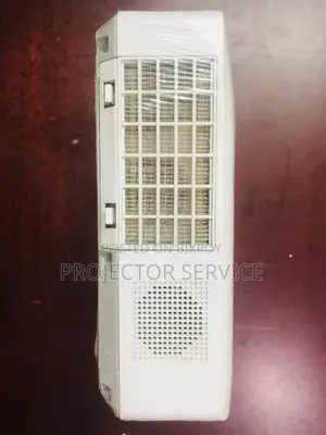 Hitachi CP-X3543WN 3700 Lumens 3LCD Projector