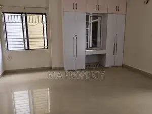 Rent Apartment 3-bedroom New Decorated