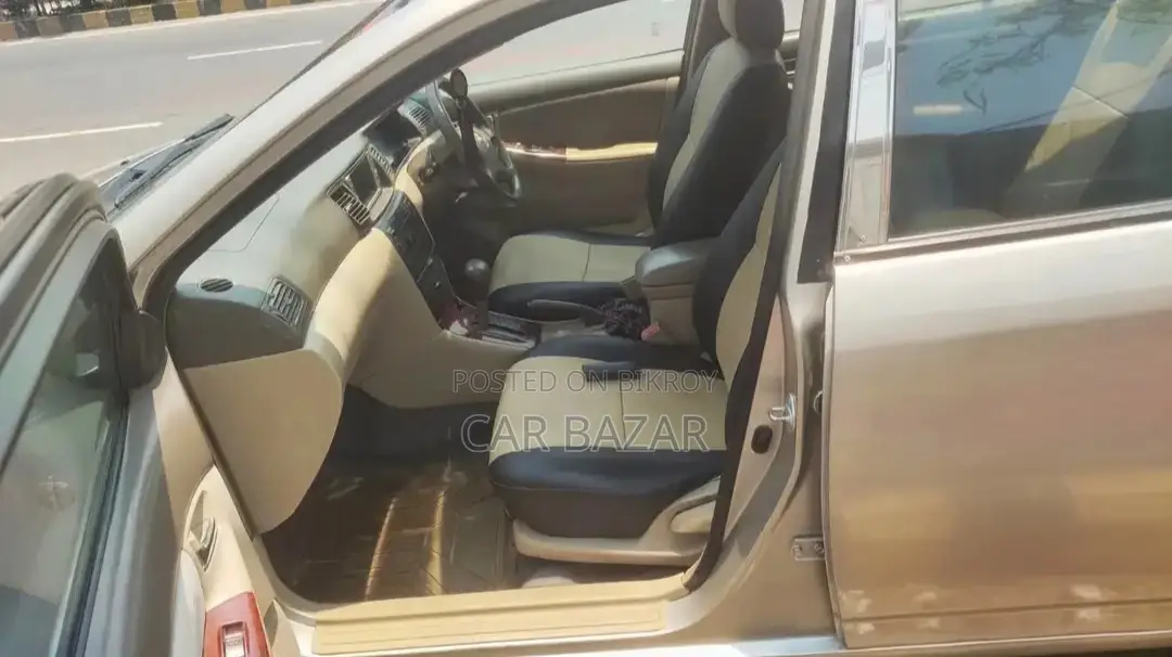 Toyota Corolla 1.5 Sedan Automatic 2002 Beige
