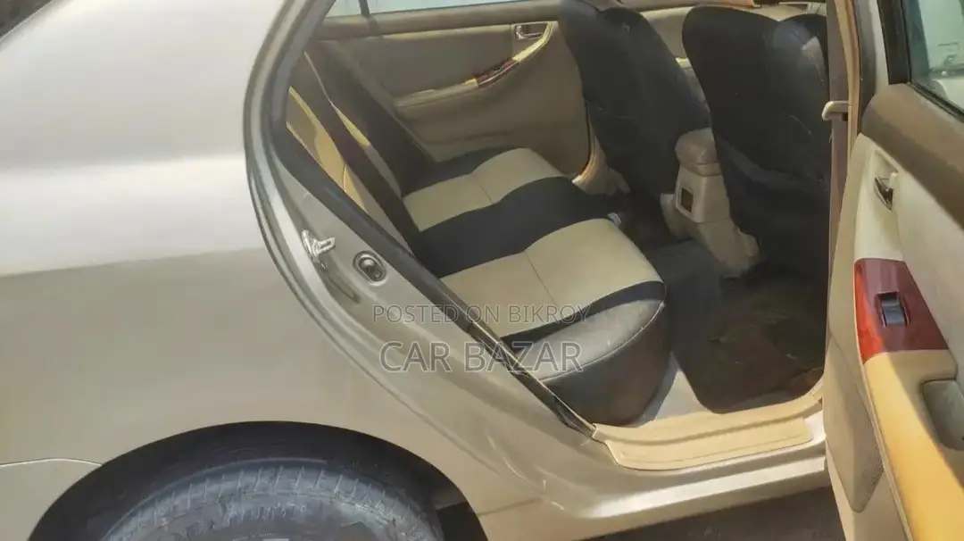 Toyota Corolla 1.5 Sedan Automatic 2002 Beige