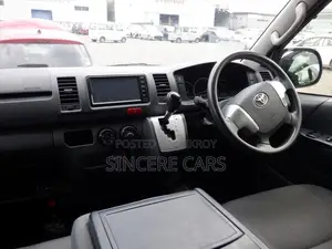 Toyota Corolla Cross z. Sunroof 4.5. grad 2022