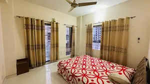 ১৮০০ বর্গফুটের প্রিমিয়াম ফুল ফার্নিশড ফ্ল্যাট ভাড়ার জন্য