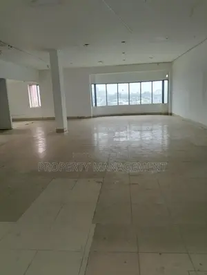 গুলশানে ৩০০০ বর্গফুটের ৫ম তলার অফিস ভাড়া