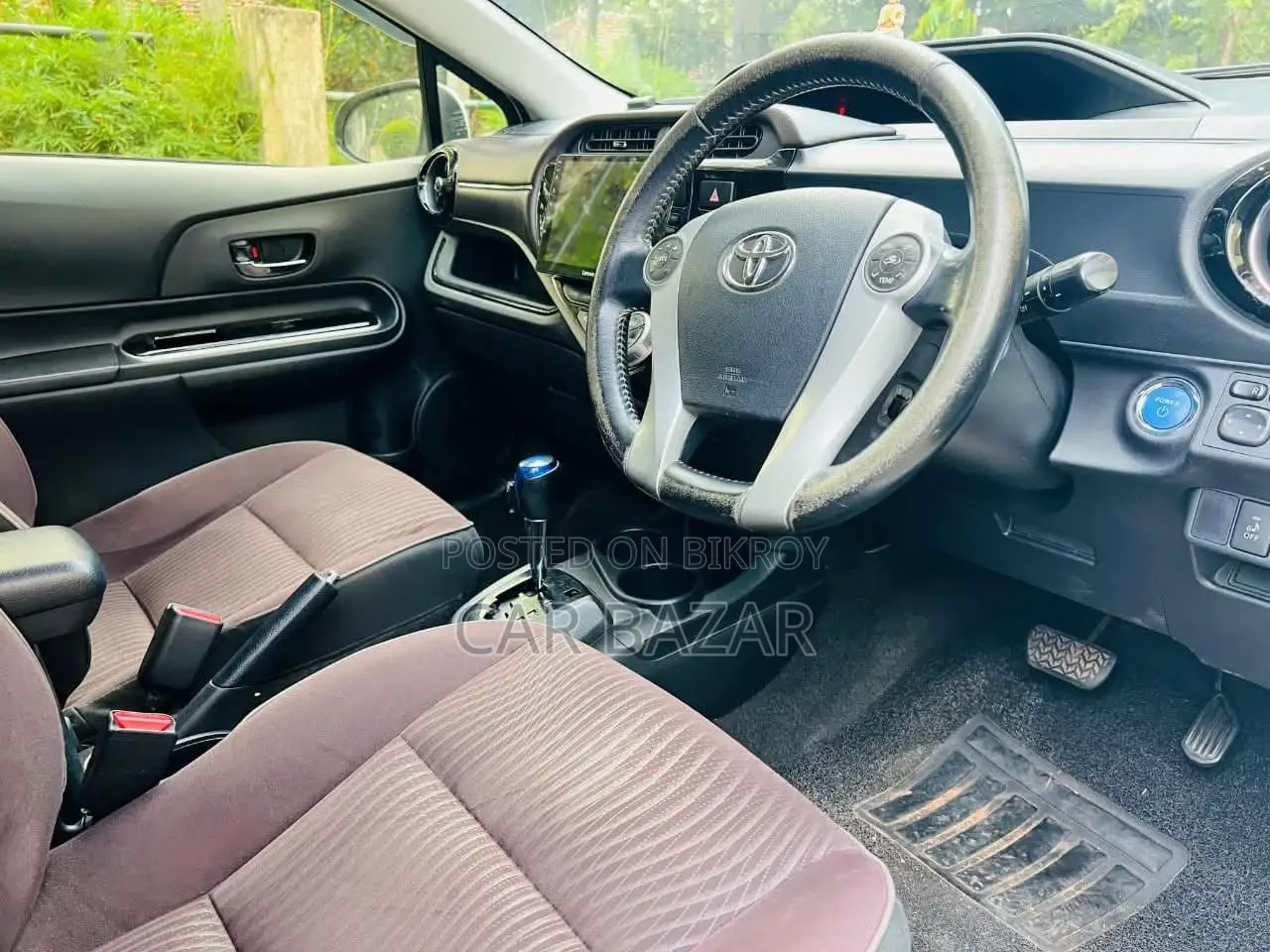 Toyota Aqua 2015 Off White