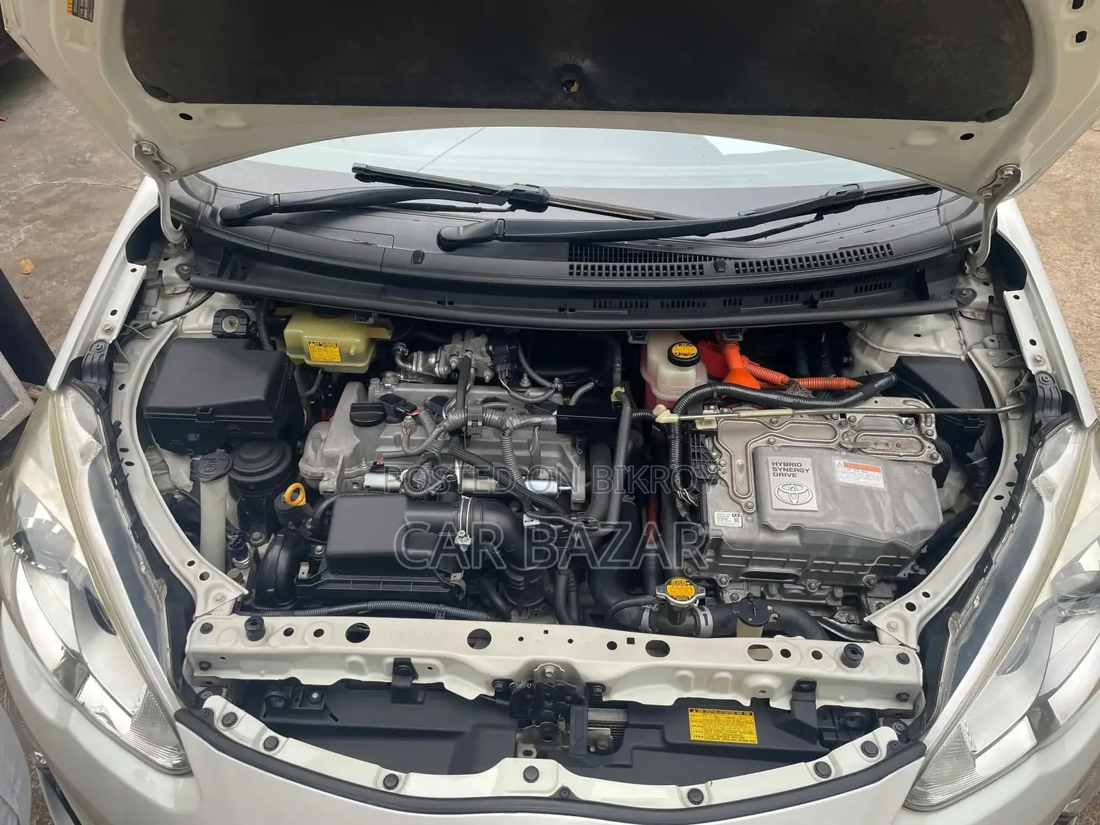 Toyota Aqua 2015 Off White