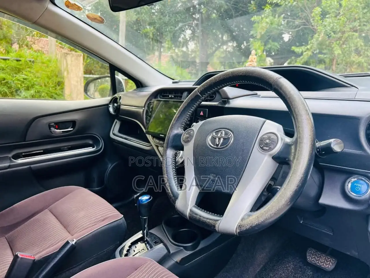 Toyota Aqua 2015 Off White