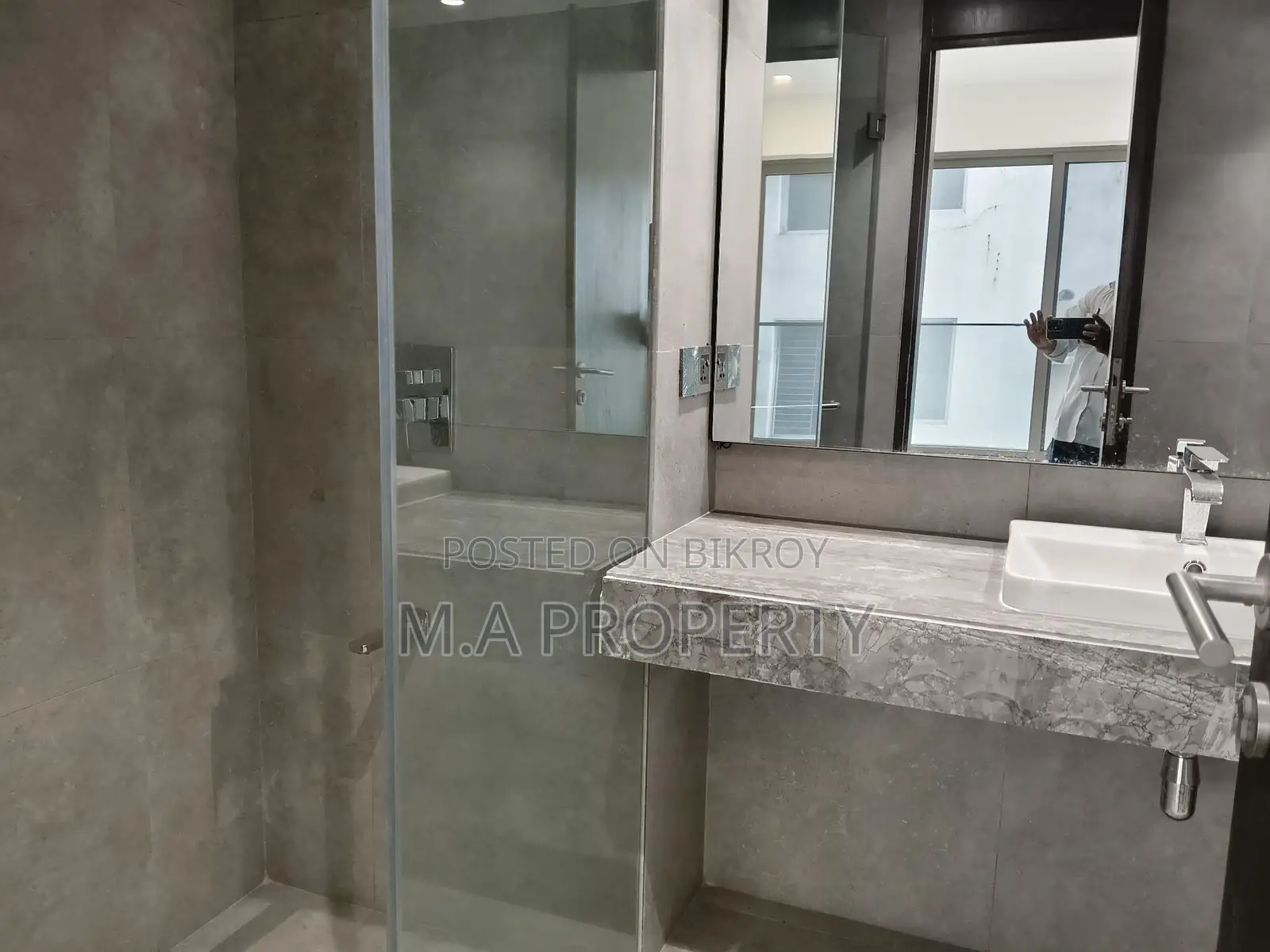 Brand New 4-Bedroom Apartment Rent 4200sqft