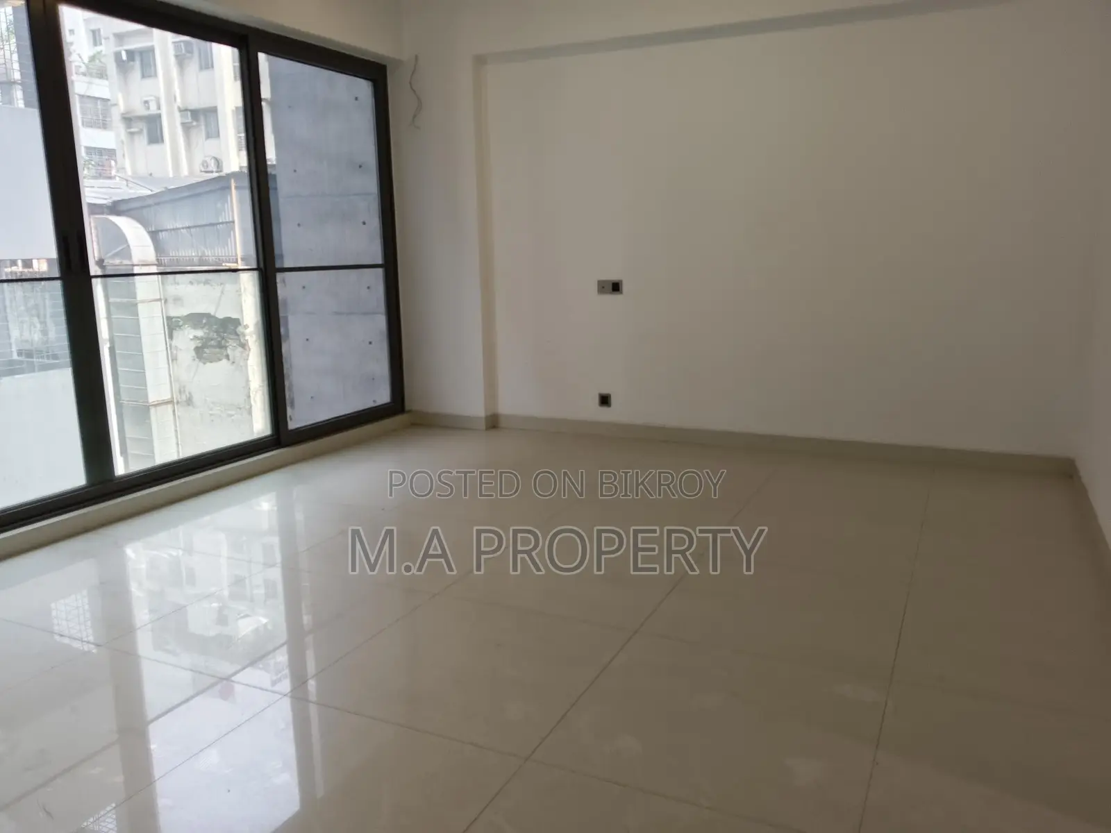 Brand New 4-Bedroom Apartment Rent 4200sqft