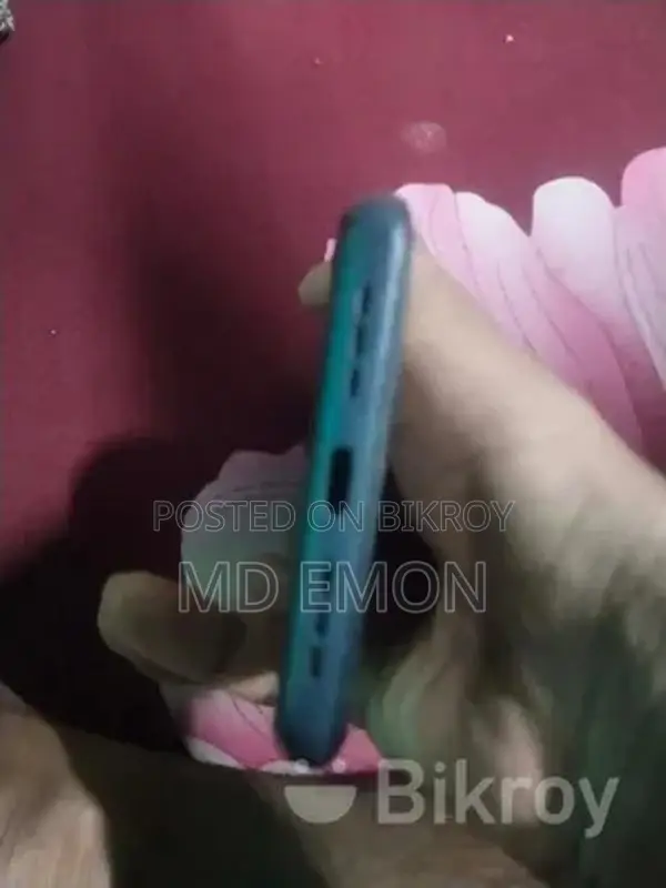 TCL 30 4/64 (ব্যবহৃত)