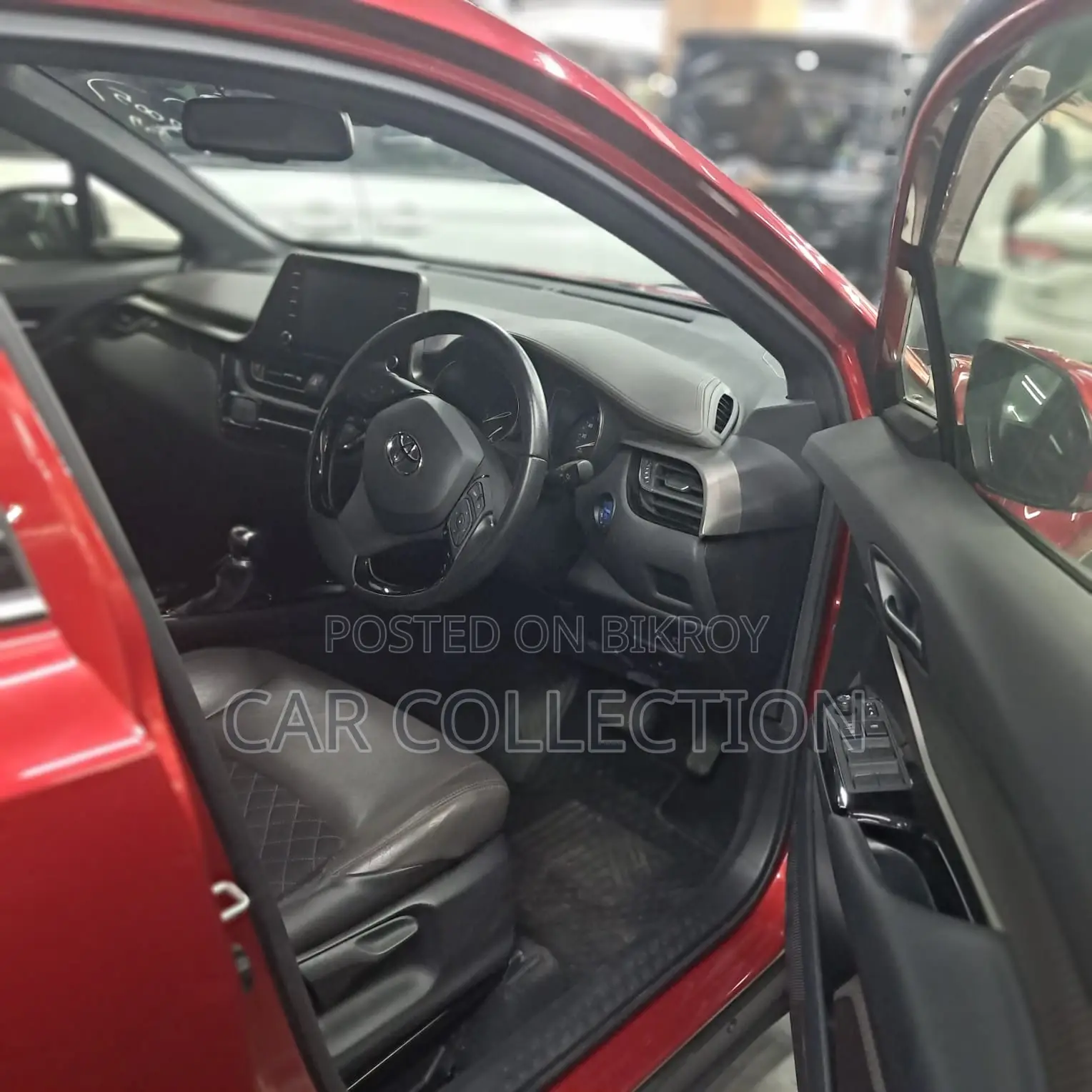 Toyota C-HR G Led Red 360° 2020