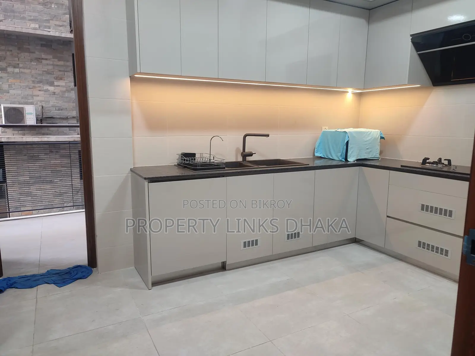 Brand New Luxurious Furnished Apartment with gym, swimming pool