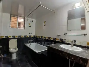 গুলশানে সুন্দর দেখতে ফুল ফার্নিশড ৪ বেডরুমের অ্যাপার্টমেন্ট ভাড়া