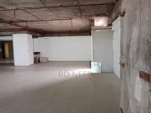 বনানী ১১-এ ৬২০০ বর্গফুটের কমার্শিয়াল ওপেন স্পেস খালি আছে