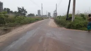 এম-ব্লকে ১০-কাঠা প্লট বিক্রয় এল ব্লকের সাথেই বসুন্ধরা আ/এ