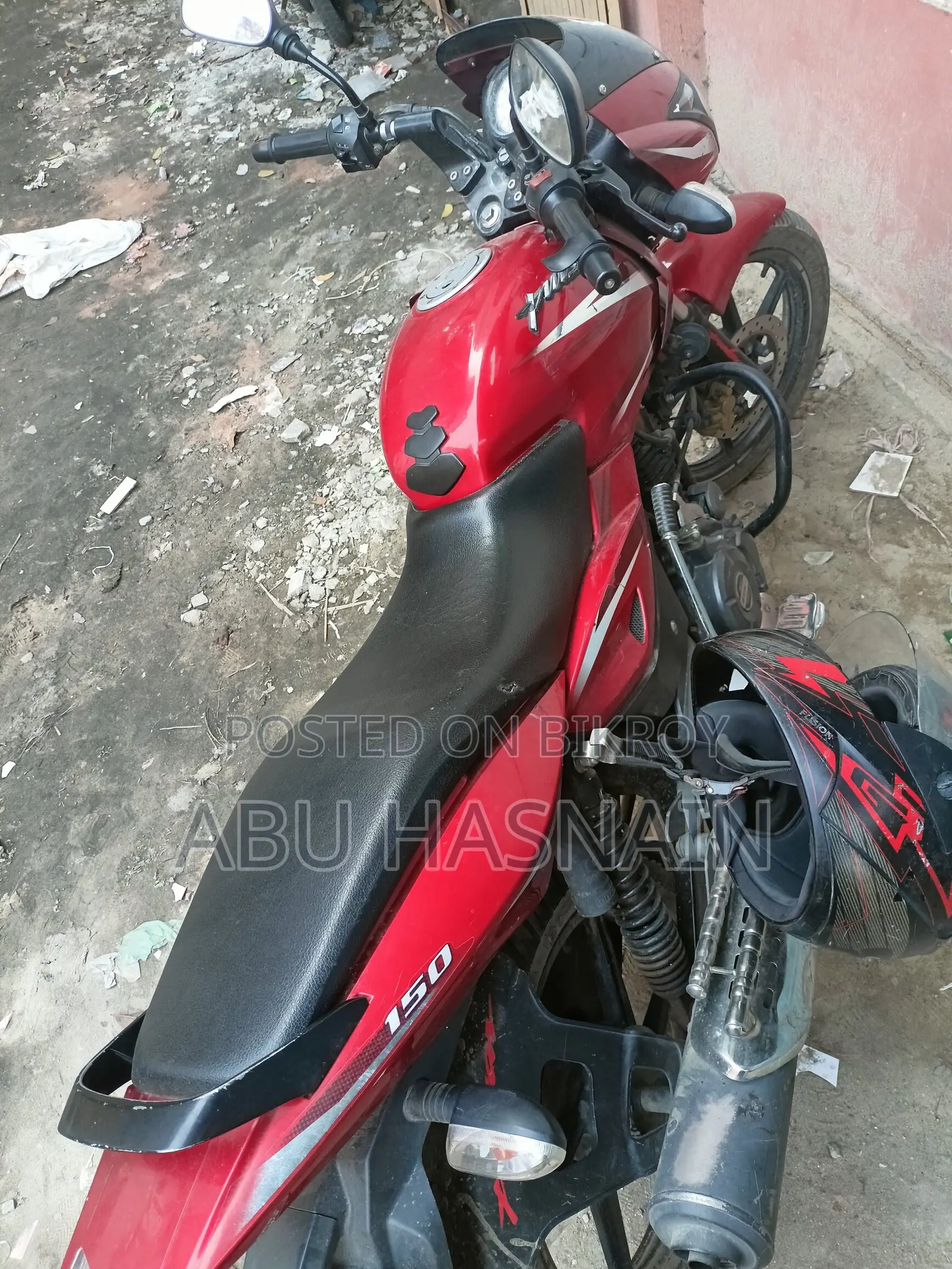 Bajaj Pulsar 150 . 2018