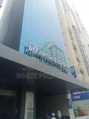 Mohakhali Link road Opposite of Hotel Zakariya