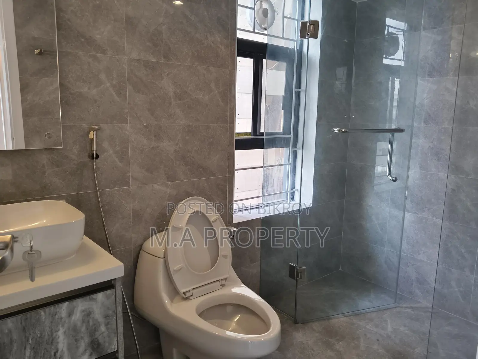 3-Bed Brand New Apartment Rent Gulshan North 3500sqft