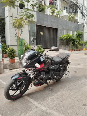 New Bajaj Pulsar 150 2021 Black
