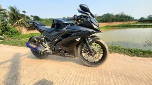 Yamaha R1 2020 Black