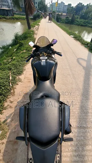 Yamaha R1 2020 Black