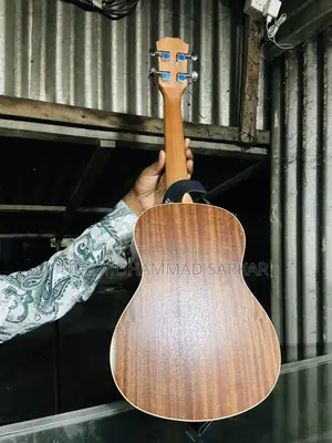 ইউকেলি, উকুলেলে Uklele Uklele