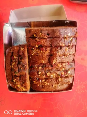হোম মেড কেক
