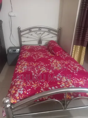 স্টিলের খাট
