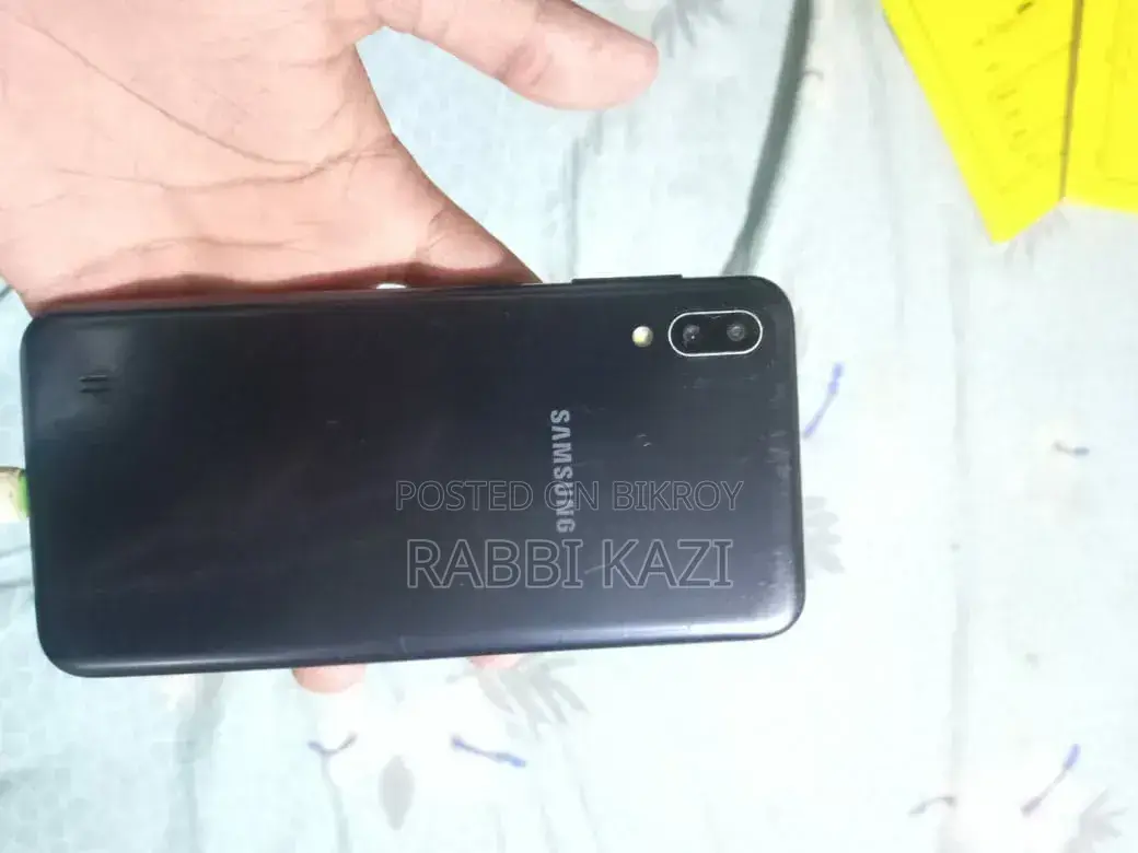 Samsung Galaxy M10 16 GB Blue