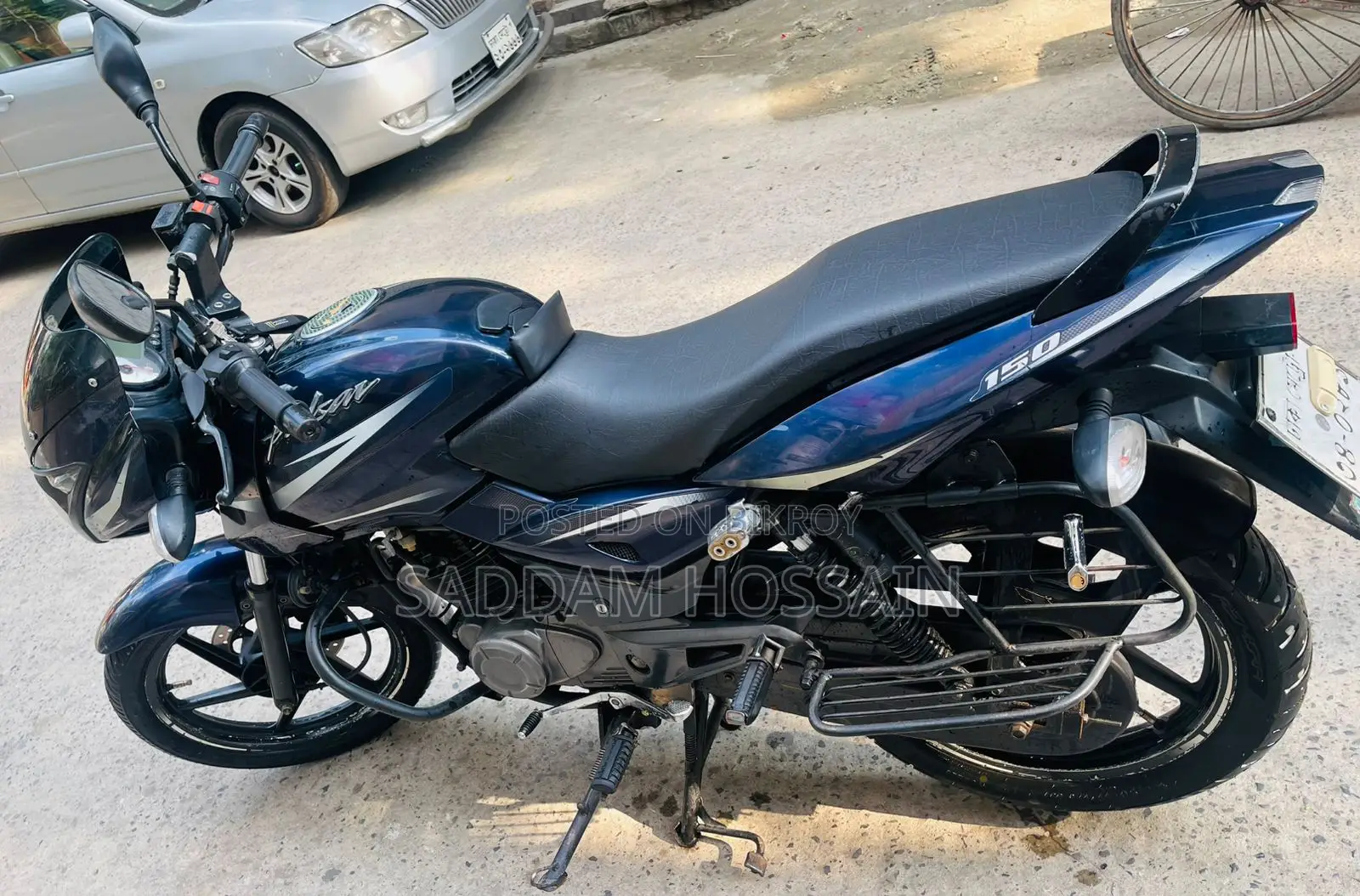 Bajaj Pulsar 150 . 2017