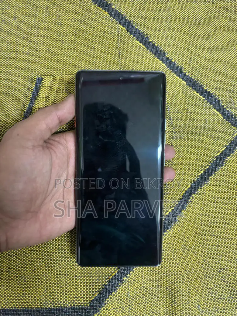Tecno Camon 40 Pro 4G 256 GB Gold